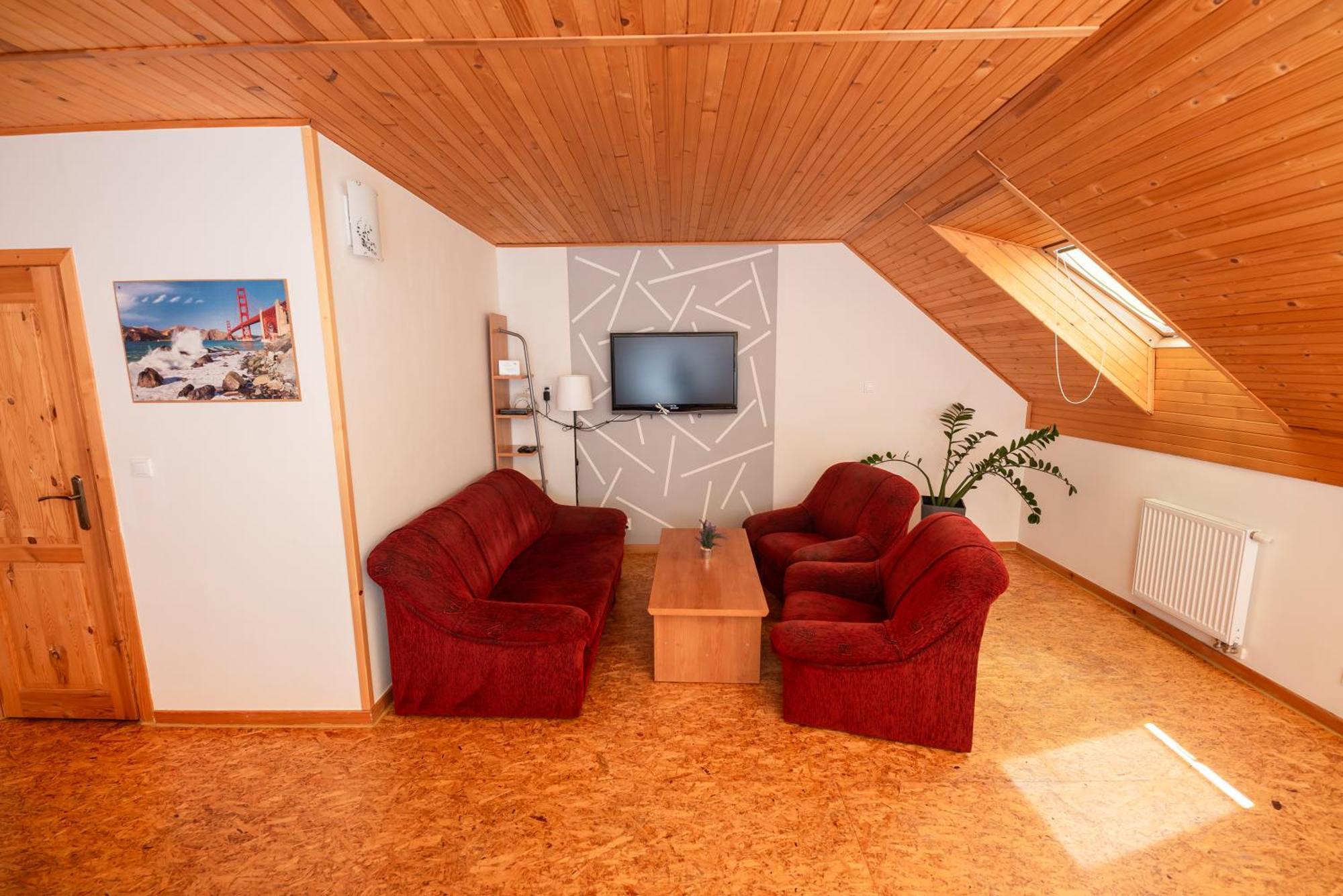 Penzion Ruzbasky Stará Lesná エクステリア 写真